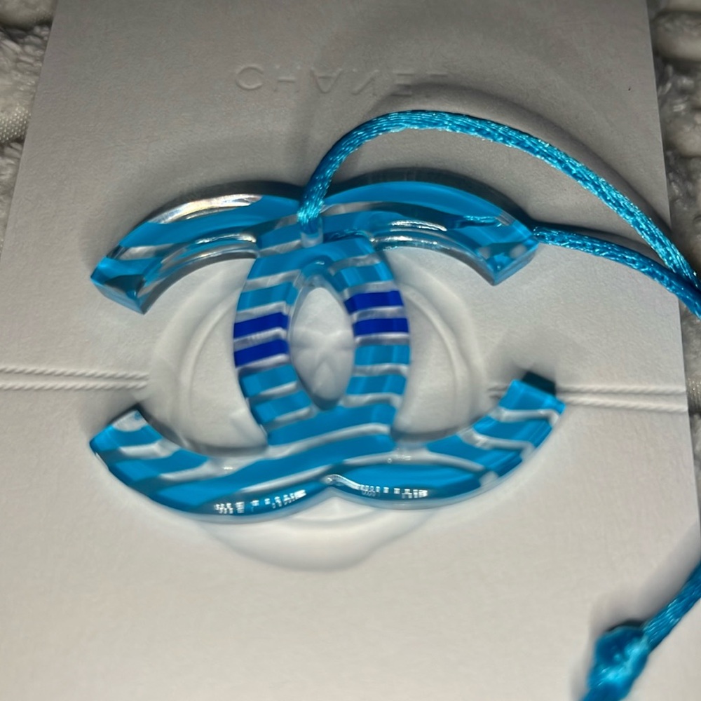 Chanel Blue Striped Charm - Picture 7 of 9
